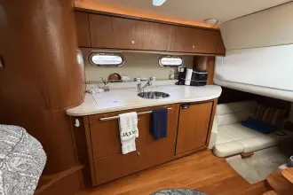 Thumbnail von Tiara Yachts 3500 Sovran