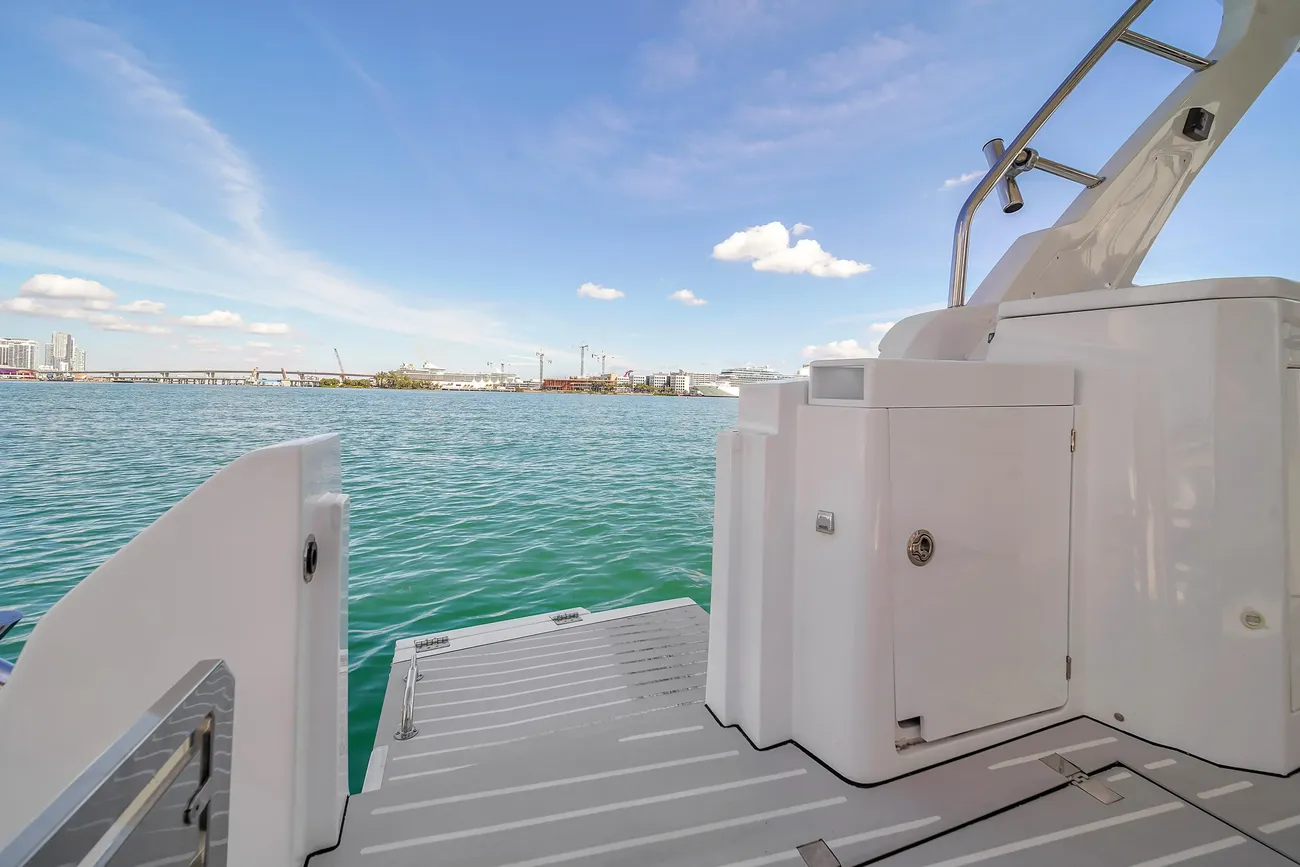 Thumbnail von Azimut 40 FLYBRIDGE