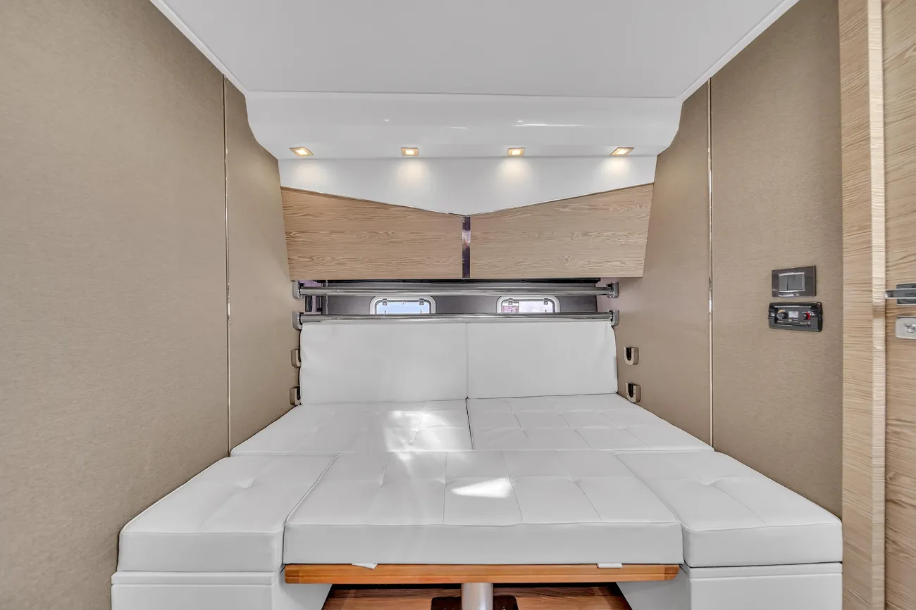 Thumbnail von Azimut 40 FLYBRIDGE