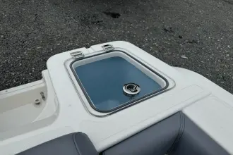 Thumbnail von Boston Whaler 230 Outrage