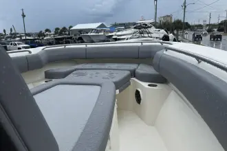 Thumbnail von Boston Whaler 280 Outrage