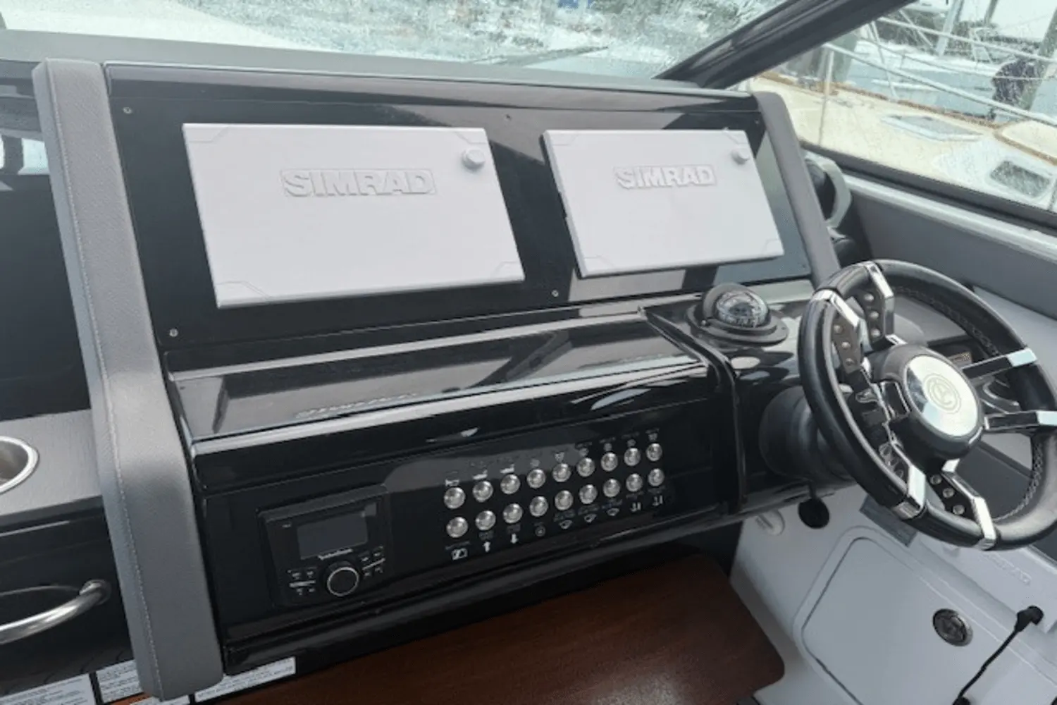 Thumbnail von Cruisers Yachts 38 GLS