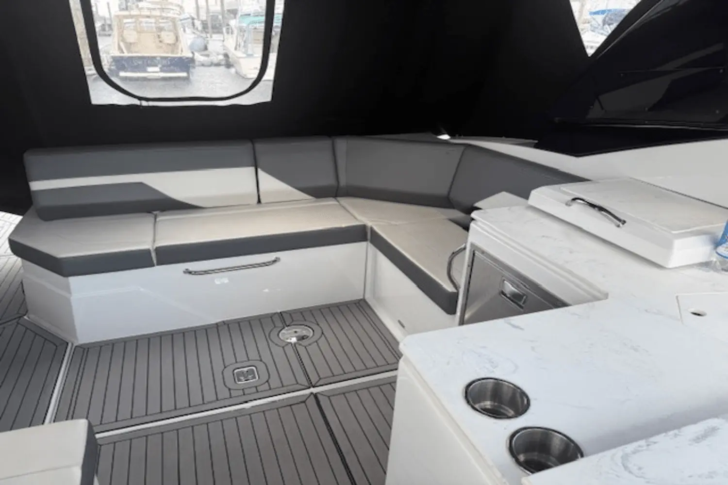 Thumbnail von Cruisers Yachts 38 GLS