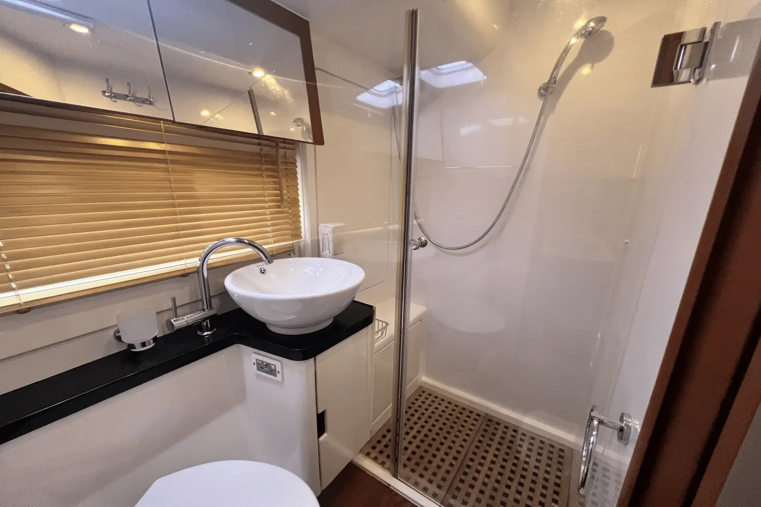 Thumbnail von Aquila 48