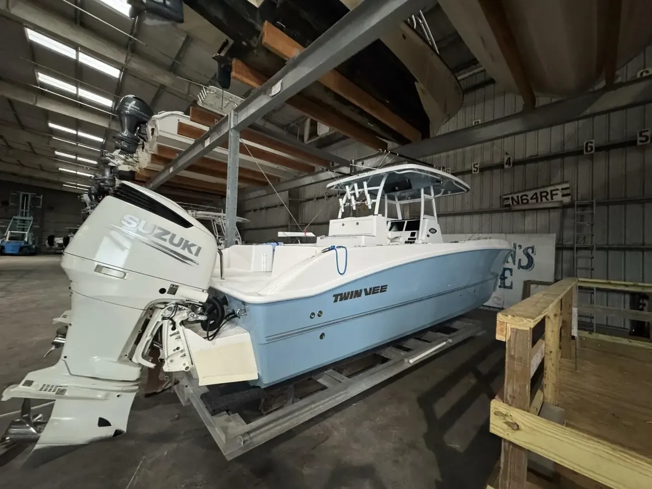 Thumbnail von Twin Vee 28 GF