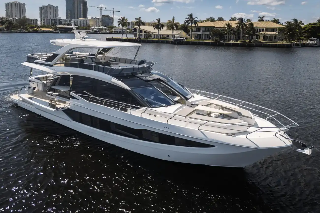 Galeon 640 FLY