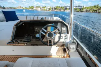 Thumbnail von Galeon 640 FLY