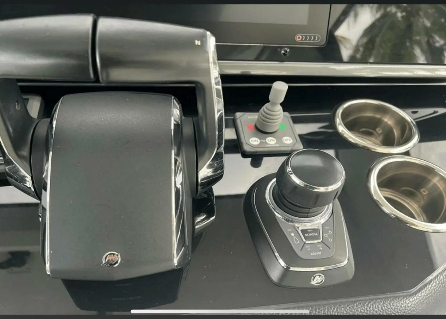 Thumbnail von Azimut 42 V&V