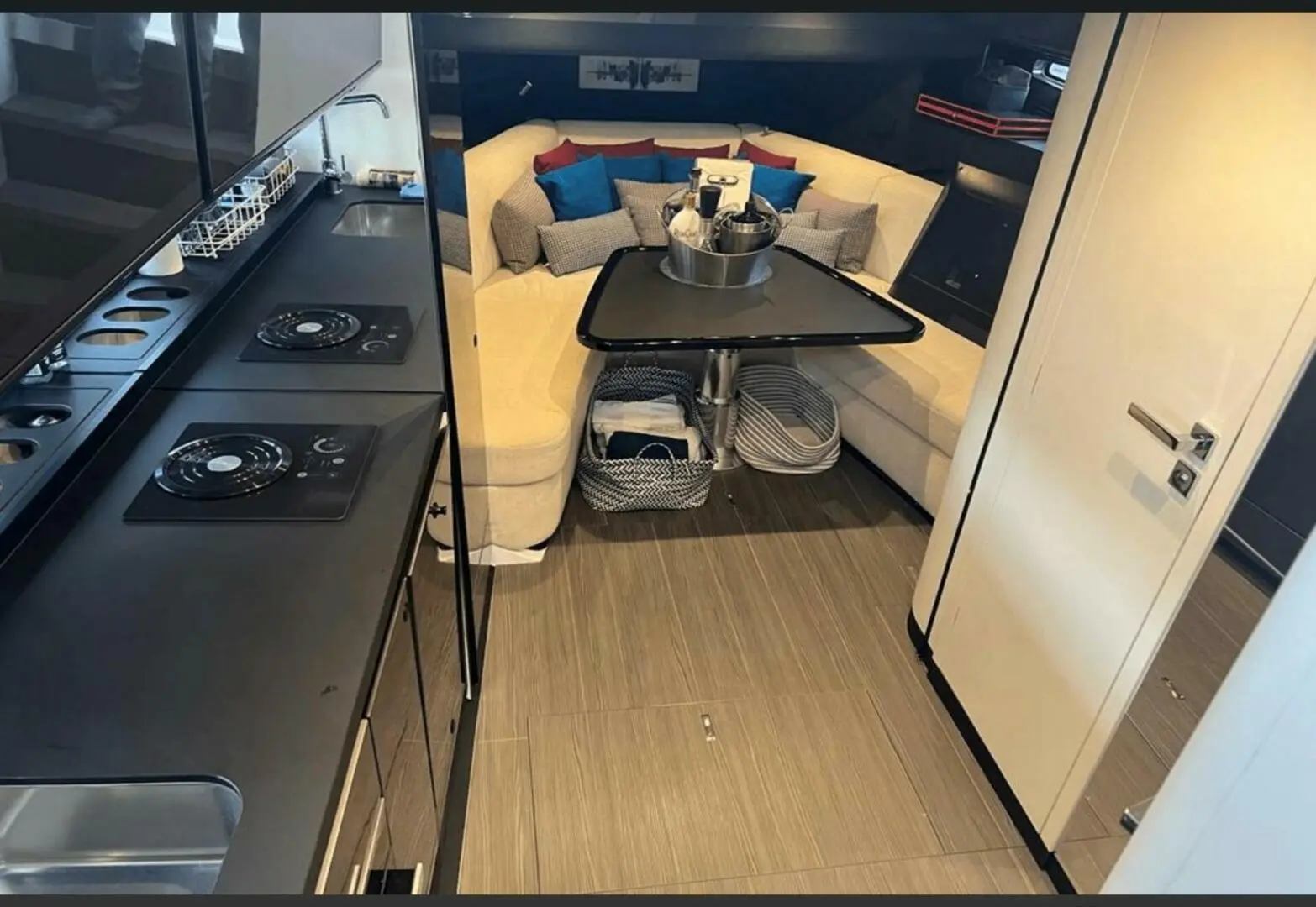 Thumbnail von Azimut 42 V&V