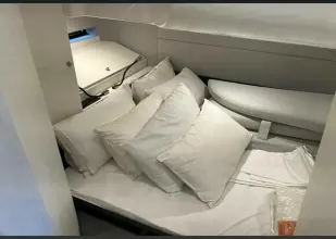 Thumbnail von Azimut 42 V&V