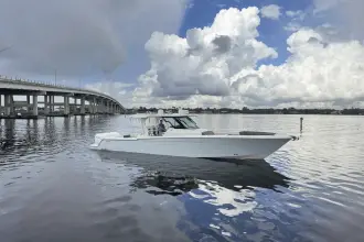 Thumbnail von Bertram 39 CC