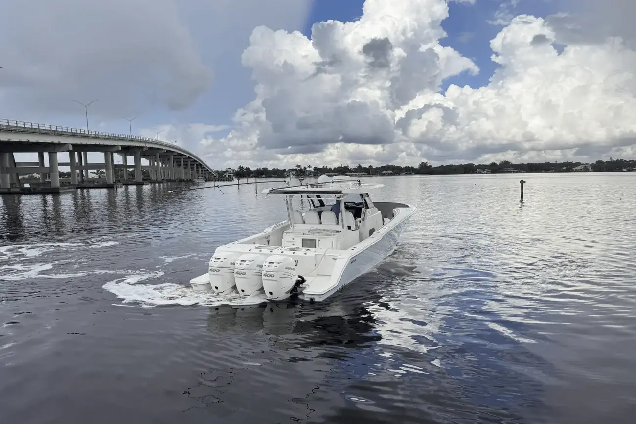 Thumbnail von Bertram 39 CC