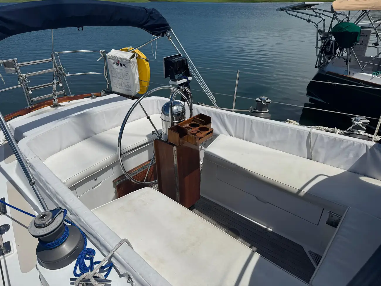 Thumbnail von Hinckley Sou'wester 42