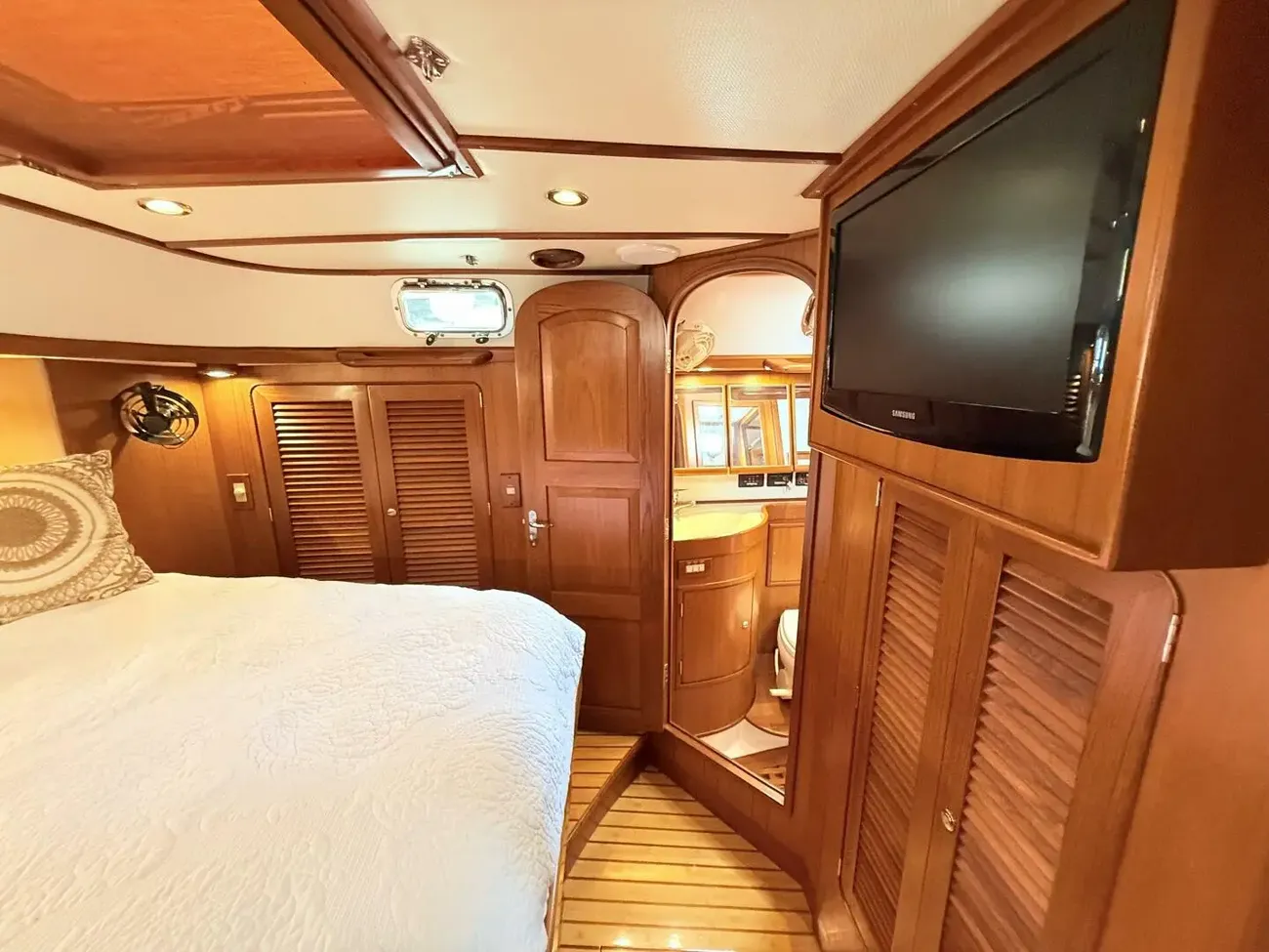 Thumbnail von Hylas H46