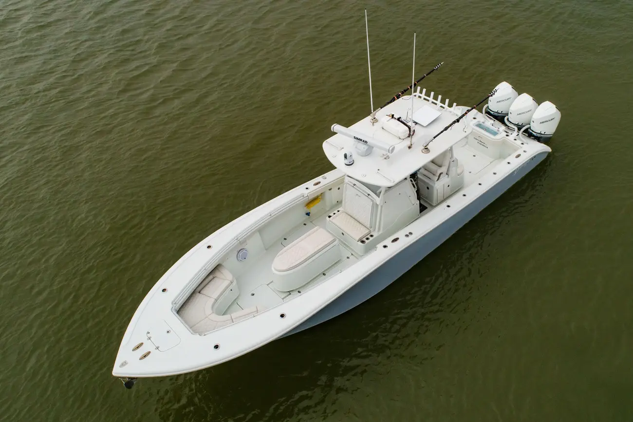 Thumbnail von Yellowfin 36 Offshore