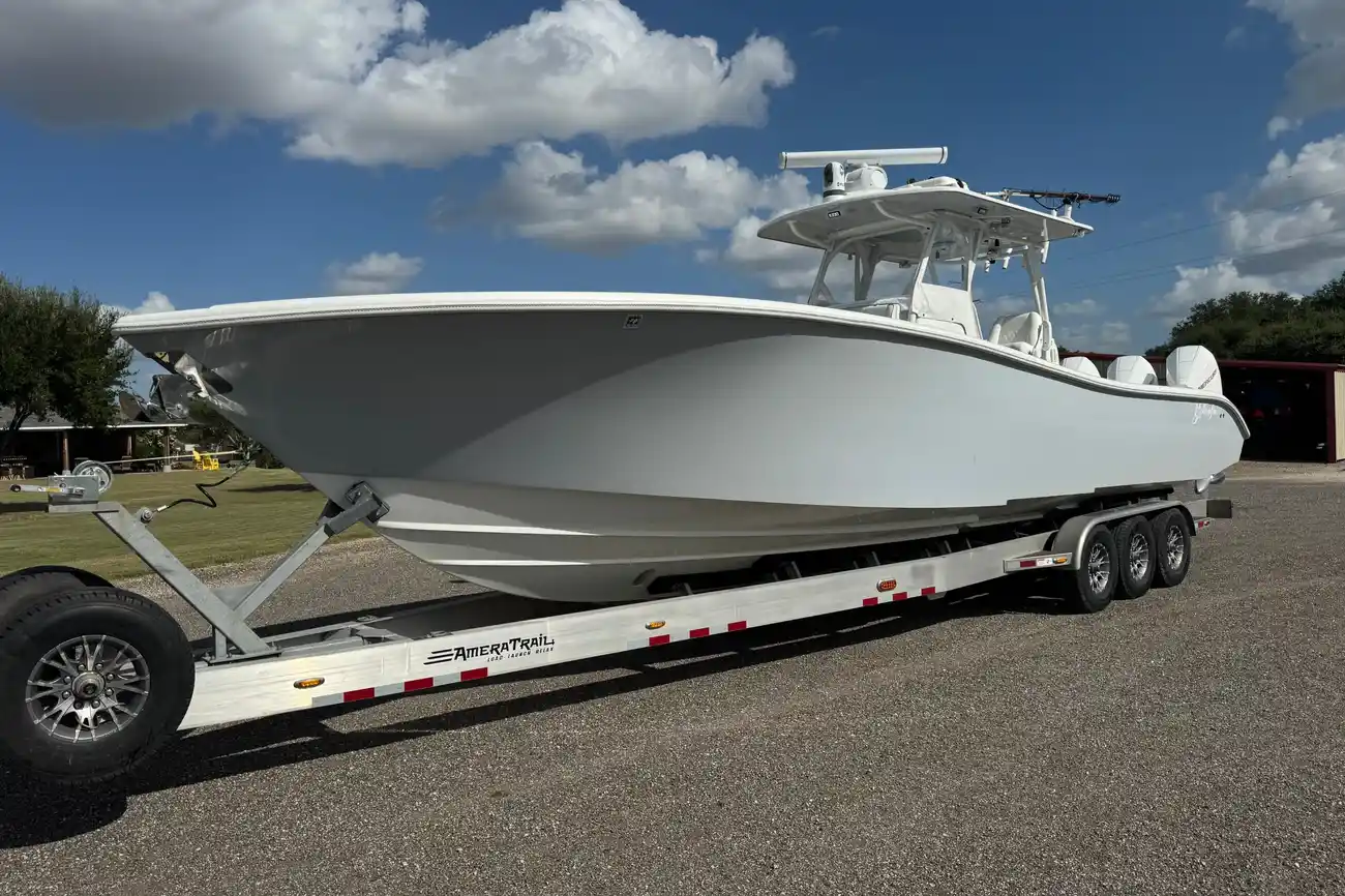 Thumbnail von Yellowfin 36 Offshore