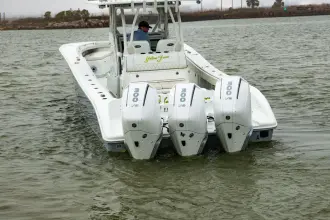 Thumbnail von Yellowfin 36 Offshore