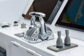 Thumbnail von Privilege 745 Sur L'eau