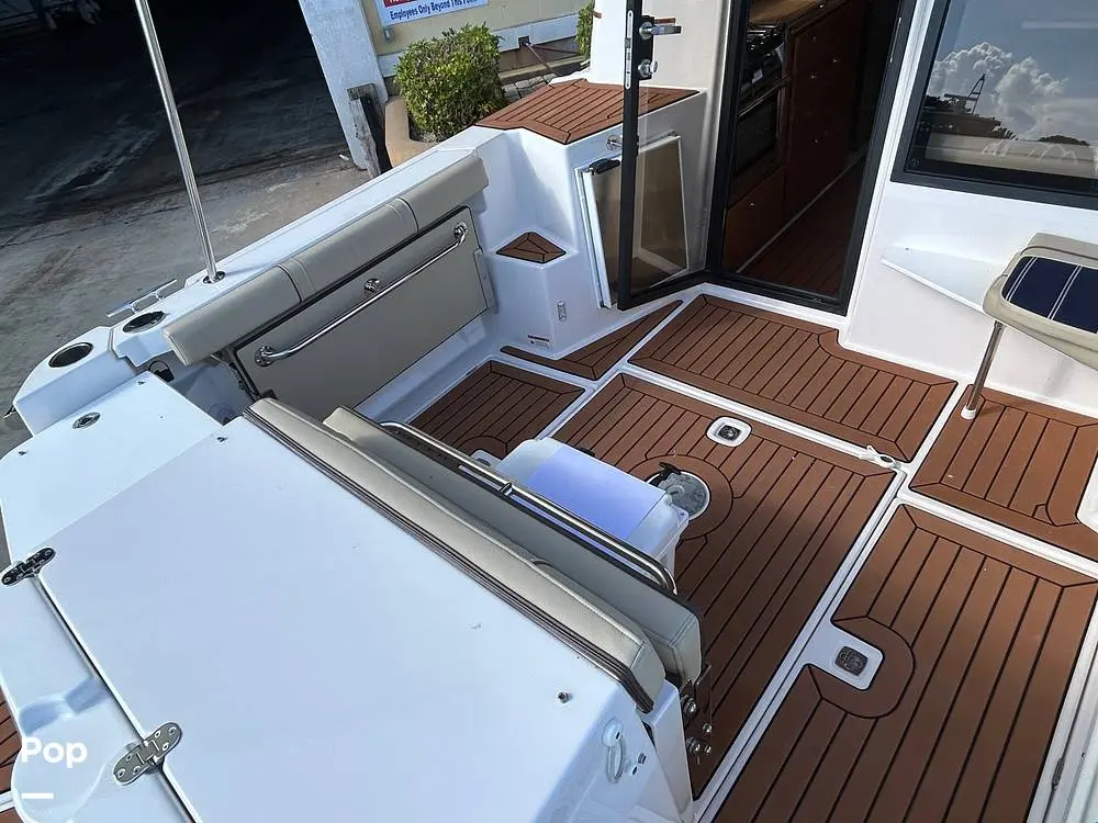 Thumbnail von Ranger Tugs R-27