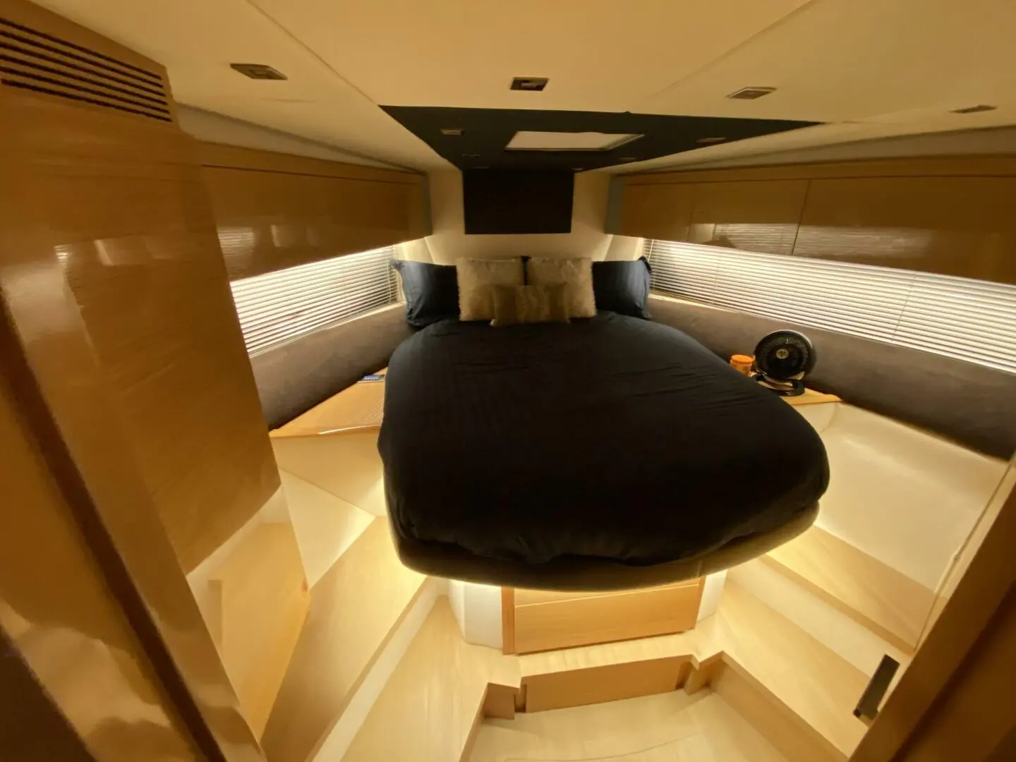 Thumbnail von Azimut 54 Sol