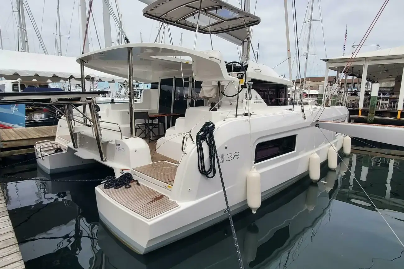 Thumbnail von Lagoon 38 Lagoon38CatamaranOnOrder