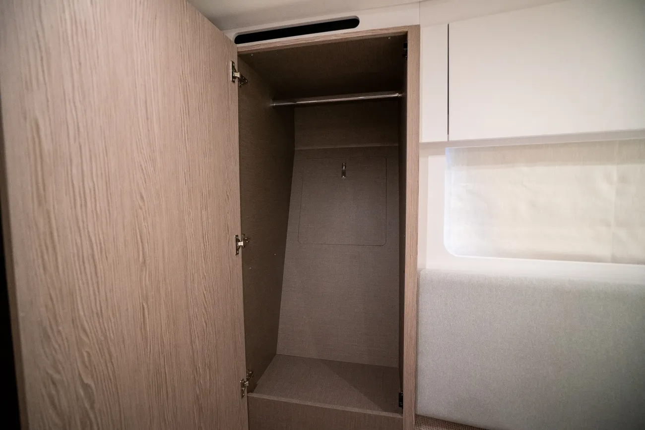 Thumbnail von Azimut Fly 53