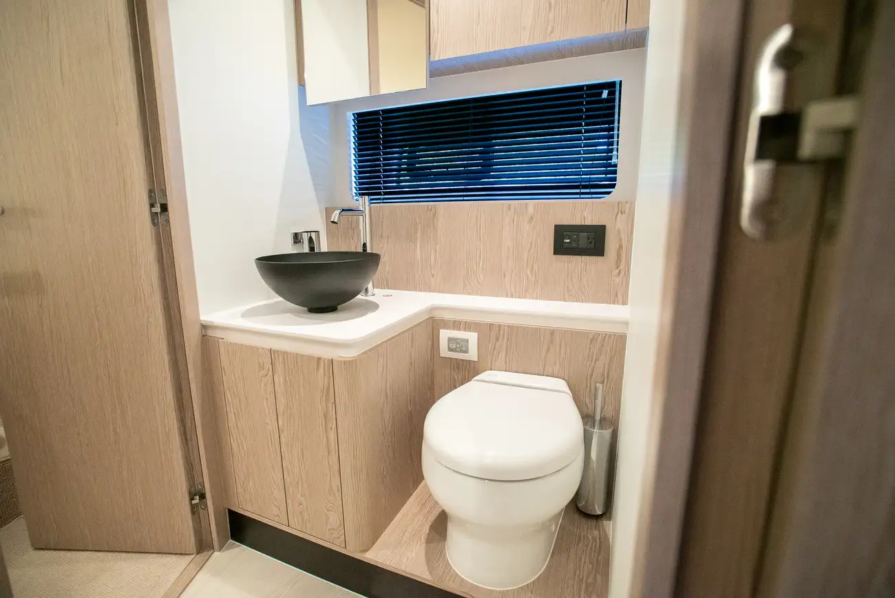 Thumbnail von Azimut Fly 53