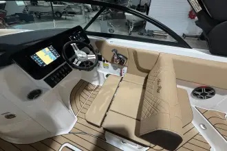 Thumbnail von Sea Ray SDX 230