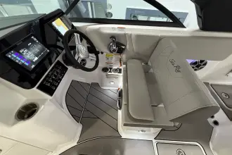 Thumbnail von Sea Ray SDX 230 Surf