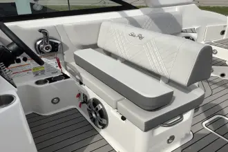 Thumbnail von Sea Ray SDX 250