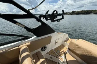 Thumbnail von Sea Ray SDX 230 Surf