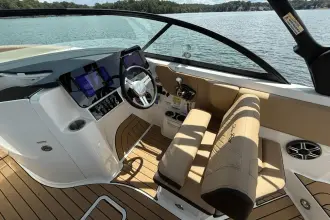 Thumbnail von Sea Ray SDX 230 Surf