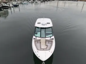 Thumbnail von Boston Whaler 330 Vantage