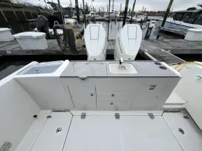 Thumbnail von Boston Whaler 330 Vantage
