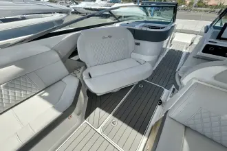 Thumbnail von Sea Ray SLX 310 Außenborder