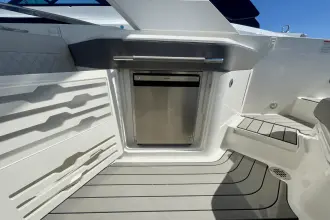 Thumbnail von Sea Ray SLX 310 Außenborder