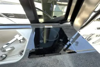 Thumbnail von Boston Whaler 365 Conquest