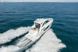 Thumbnail von Cruisers Yachts 50 Cantius
