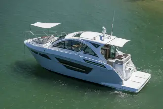 Thumbnail von Cruisers Yachts 50 Cantius