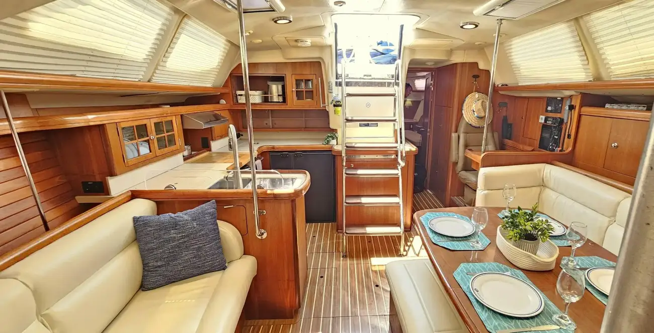 Thumbnail von Hunter 45 CC Momentum