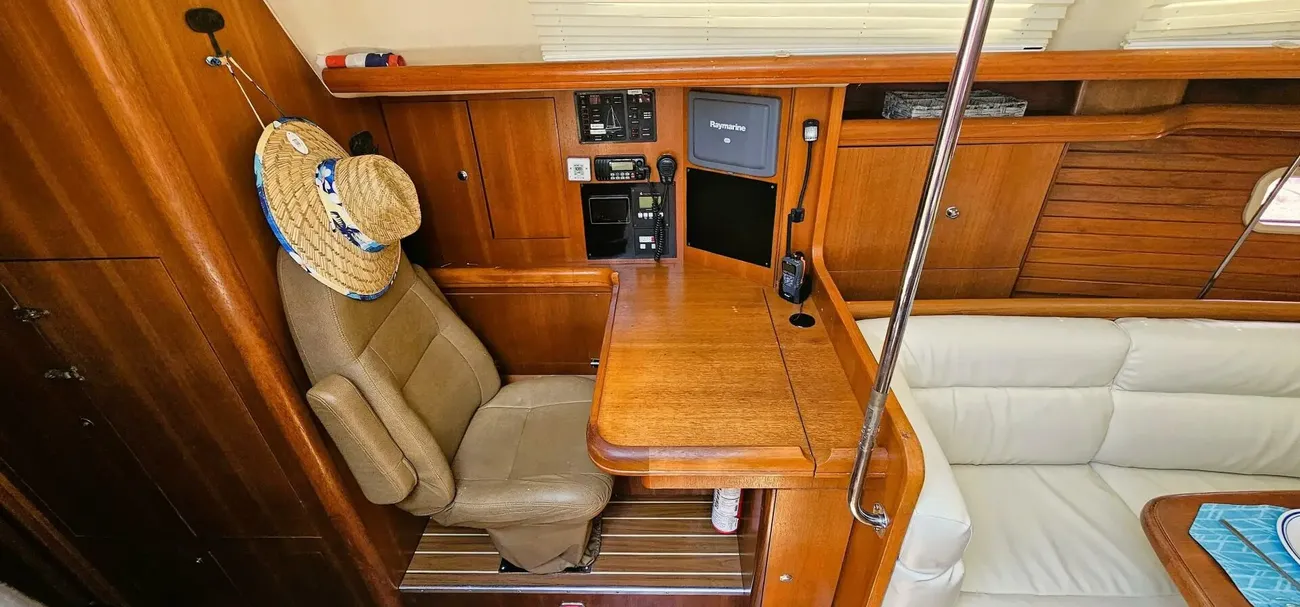 Thumbnail von Hunter 45 CC Momentum