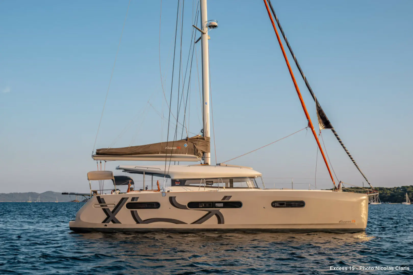 Thumbnail von Excess 15 Wine Down