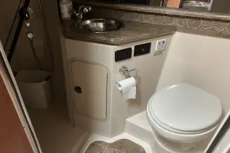 Thumbnail von Cruisers Yachts 360