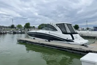 Thumbnail von Cruisers Yachts 360