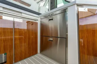 Thumbnail von Tiara Yachts 48LS