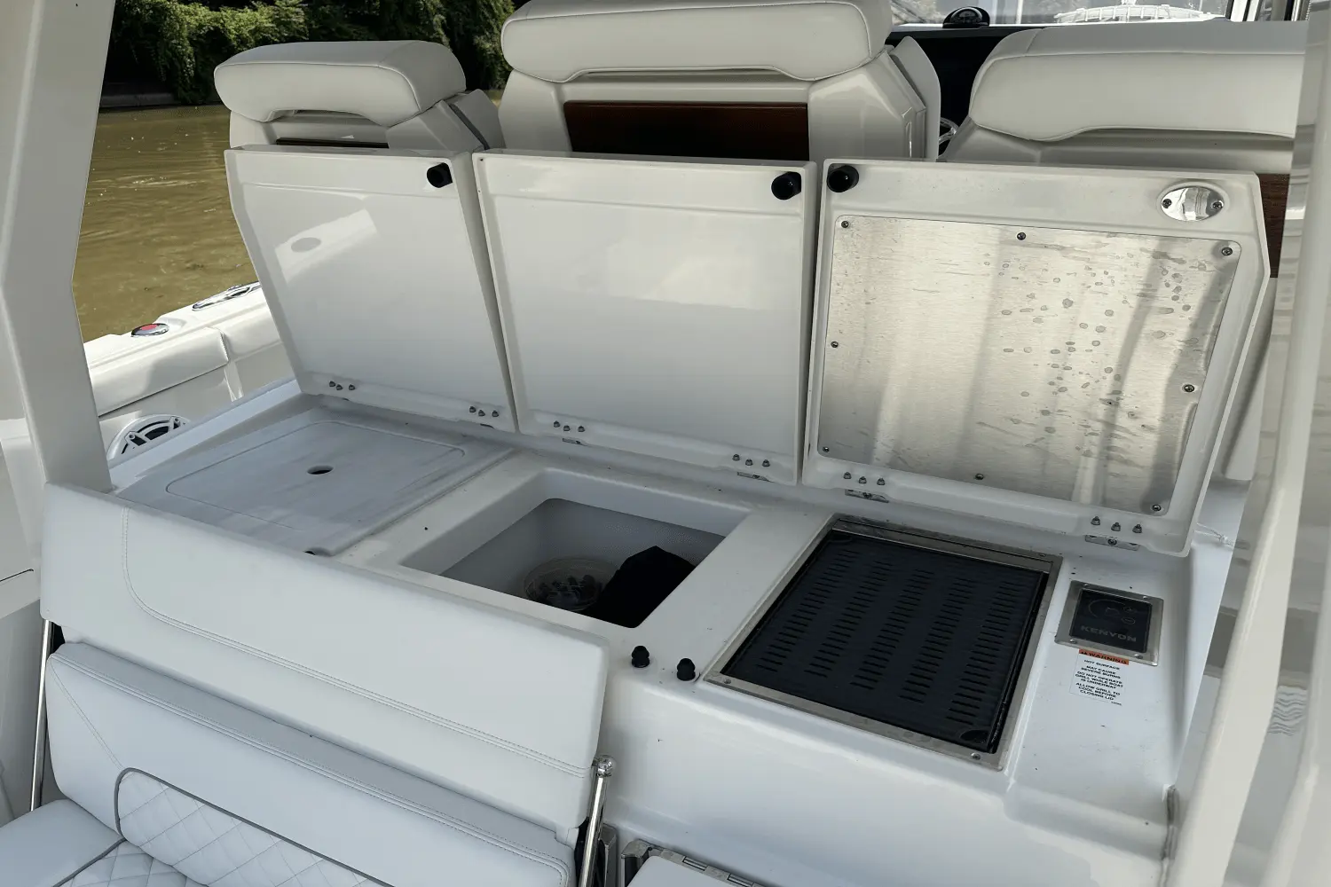 Thumbnail von Pursuit S 358