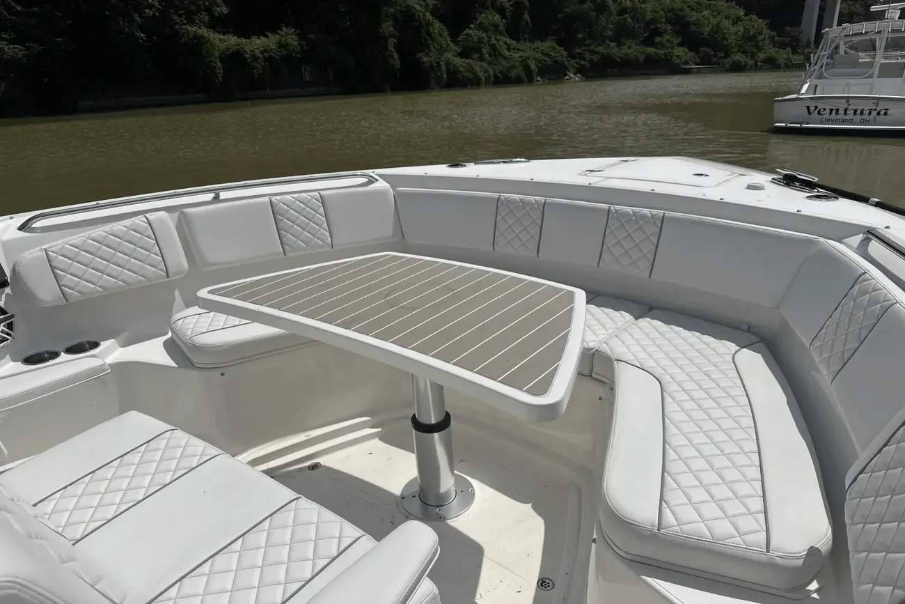 Thumbnail von Pursuit S 358