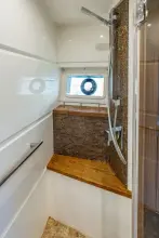 Thumbnail von Sea Ray L650 Fly считает, что это его