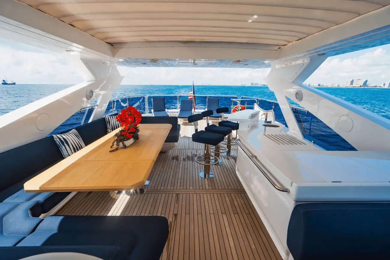 Thumbnail von Sunseeker 86 Yacht