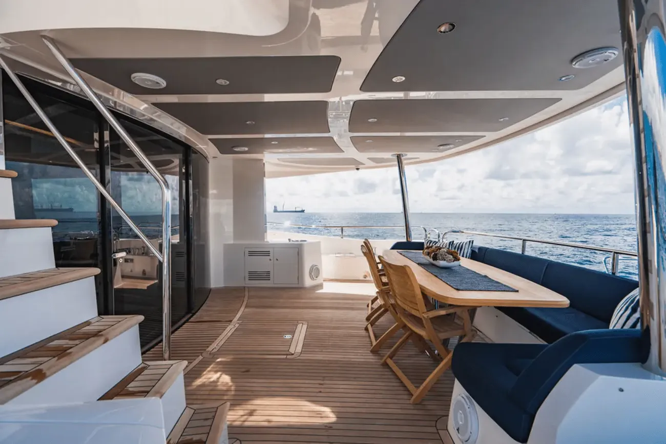 Thumbnail von Sunseeker 86 Yacht
